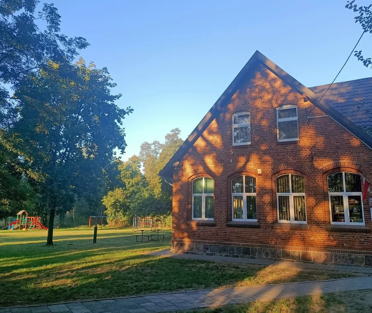 Szkoła Podstawowa w Laskowie — zdjęcie 4